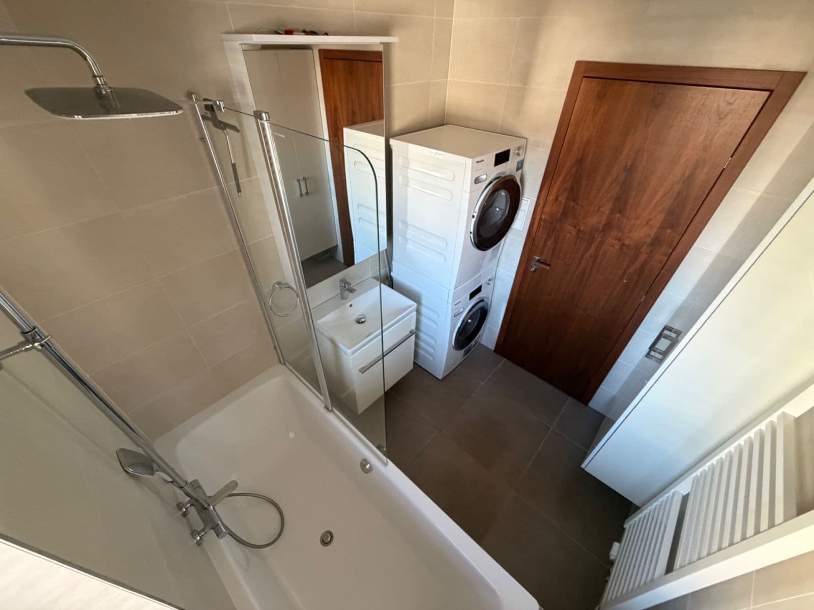 1 bedroom with open-plan kitchen flat for sale, 58 m², Kloudova, Prague, Prague 1 bedroom with open-plan kitchen flat for sale, 58 m², Kloudova, Prague, Prague