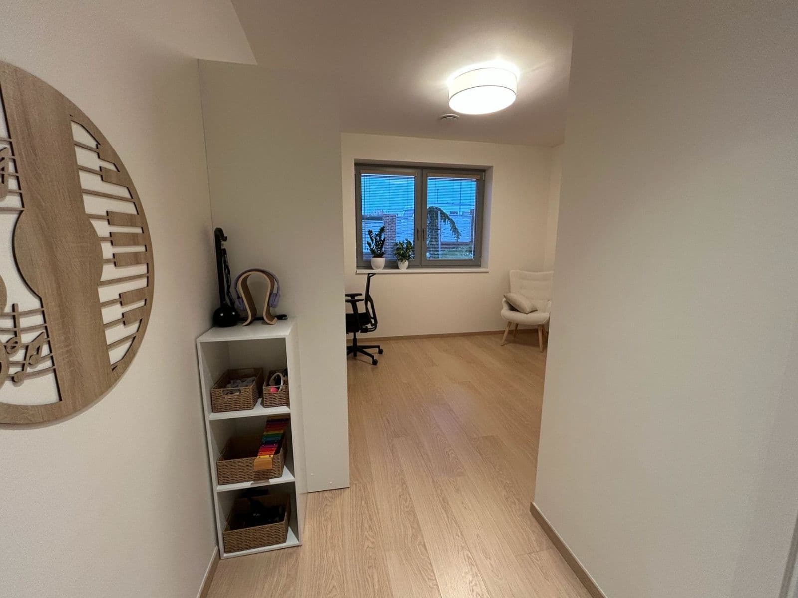 office to rent, 20 m², Údolí, Sulice, Středočeský Region office to rent, 20 m², Údolí, Sulice, Středočeský Region