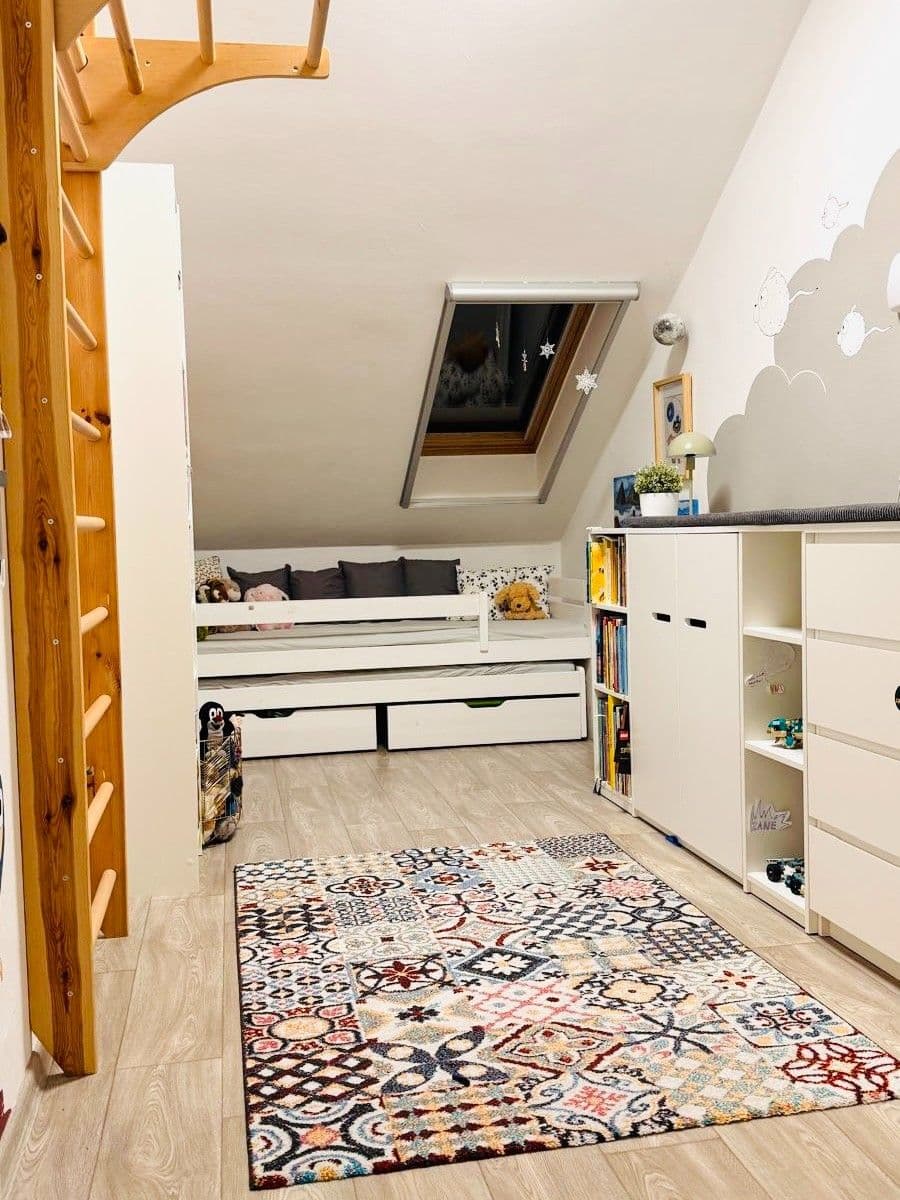 2 bedroom with open-plan kitchen flat to rent, 59 m², Školní, Plzeň, Plzeňský Region 2 bedroom with open-plan kitchen flat to rent, 59 m², Školní, Plzeň, Plzeňský Region