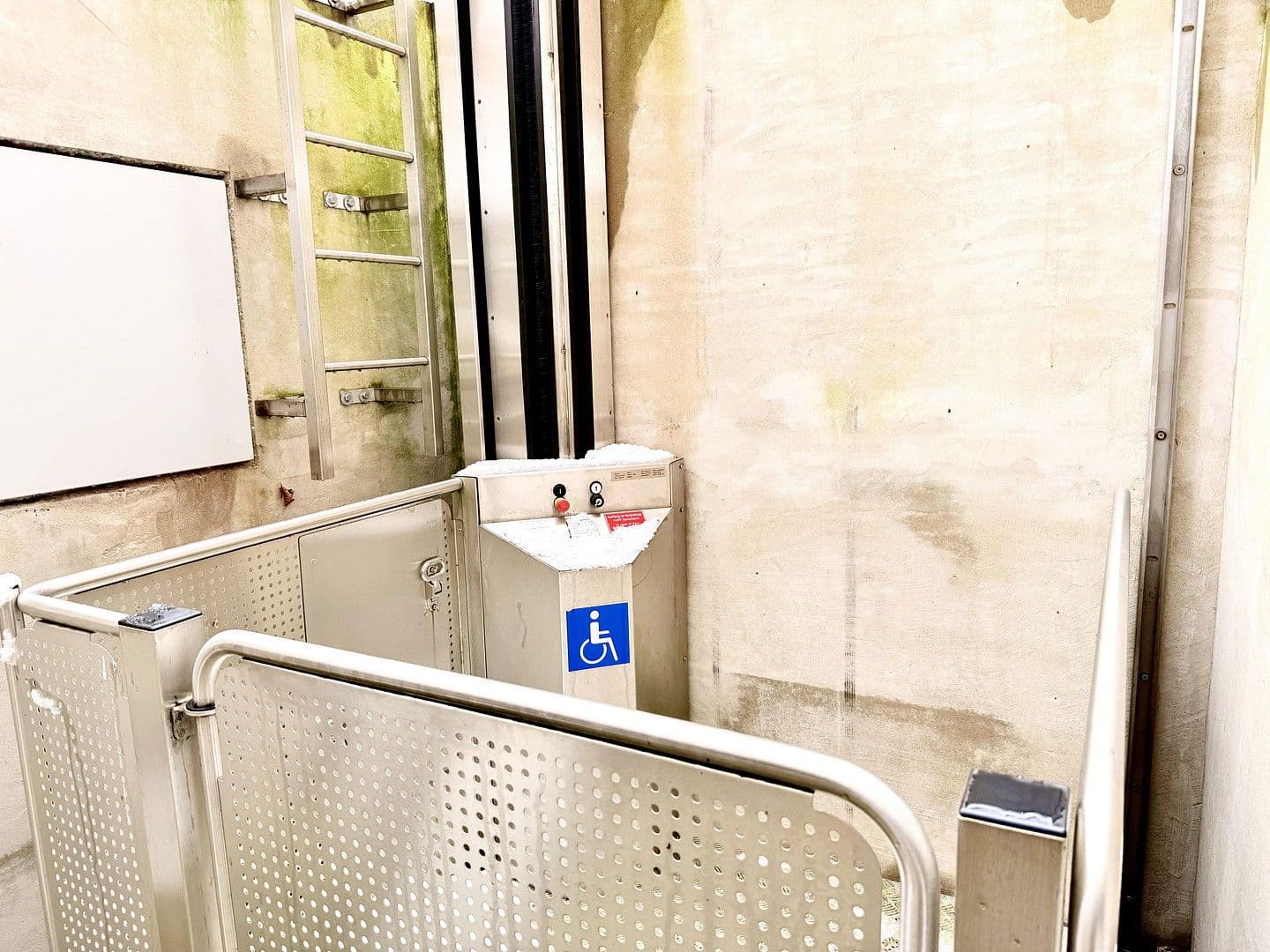 3 bedroom flat for sale, 72 m², Josef-Neuberger-Str., Düsseldorf, North Rhine-Westphalia 3 bedroom flat for sale, 72 m², Josef-Neuberger-Str., Düsseldorf, North Rhine-Westphalia