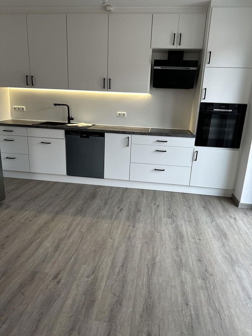 4 bedroom flat to rent, 93 m², A, Adendorf, Lower Saxony 4 bedroom flat to rent, 93 m², A, Adendorf, Lower Saxony