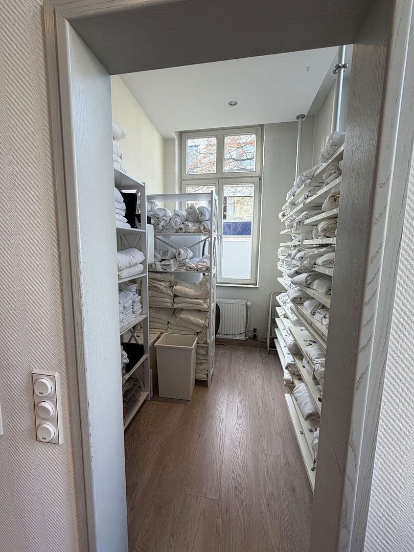 office to rent, 185 m², Oldenburg, Lower Saxony office to rent, 185 m², Oldenburg, Lower Saxony