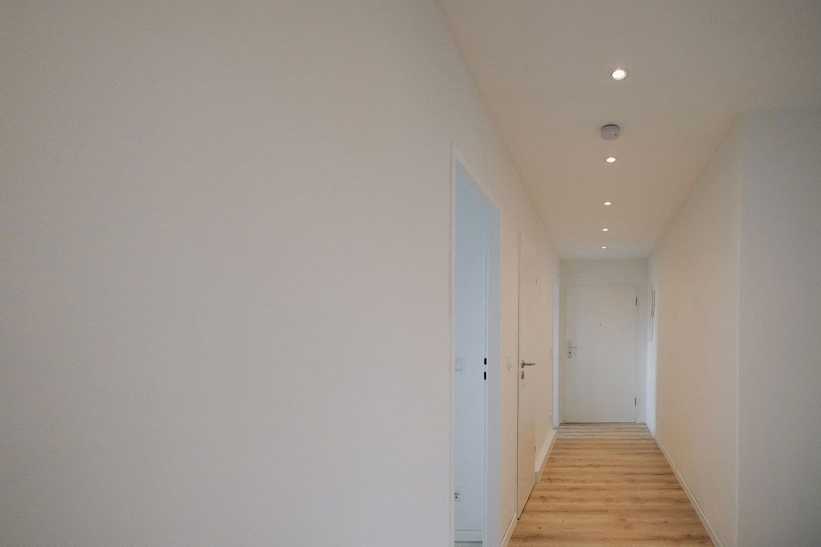 2 bedroom with open-plan kitchen flat for sale, 78 m², Leonberg, Baden-Württemberg 2 bedroom with open-plan kitchen flat for sale, 78 m², Leonberg, Baden-Württemberg