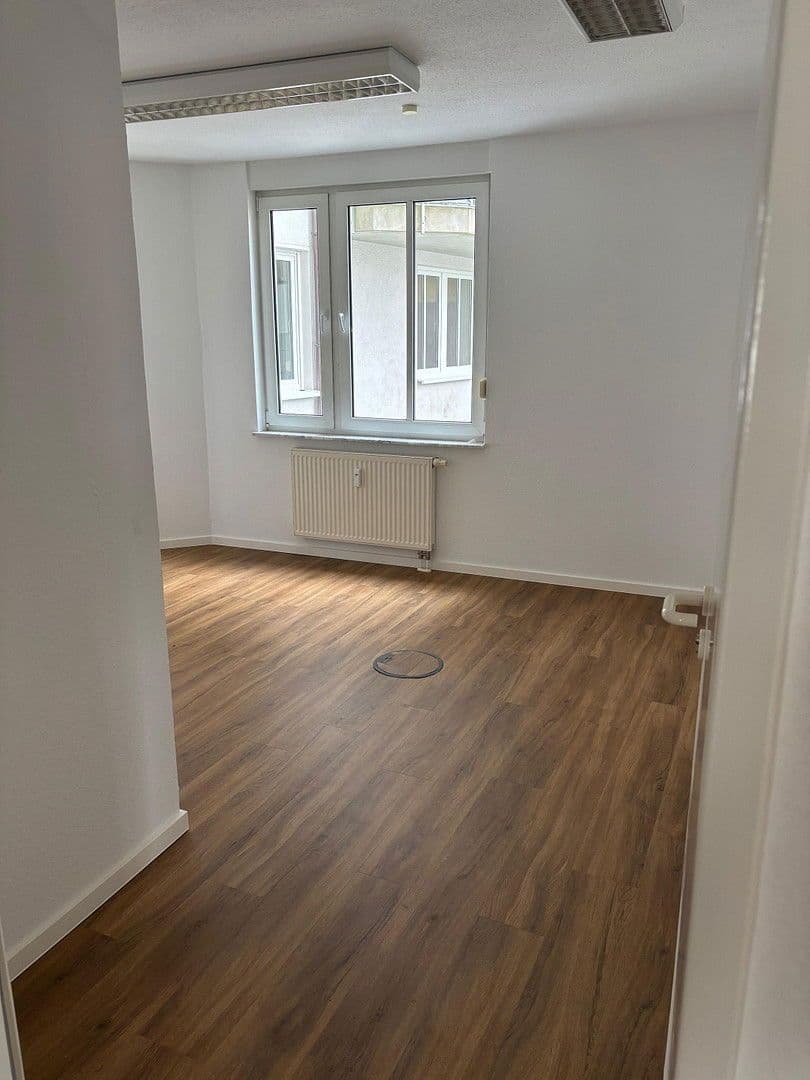 office to rent, 89 m², Heinrich-Mann-Straße 13, Schwerin, Mecklenburg-Vorpommern office to rent, 89 m², Heinrich-Mann-Straße 13, Schwerin, Mecklenburg-Vorpommern