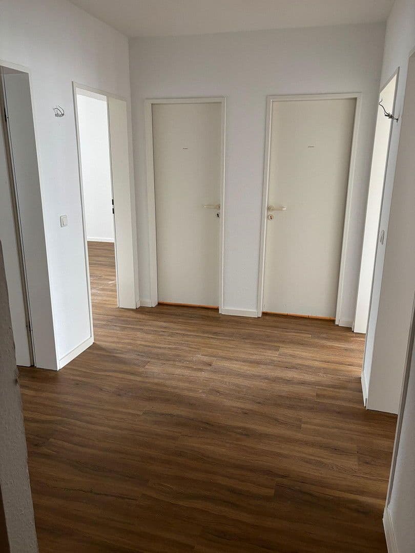 office to rent, 89 m², Heinrich-Mann-Straße 13, Schwerin, Mecklenburg-Vorpommern office to rent, 89 m², Heinrich-Mann-Straße 13, Schwerin, Mecklenburg-Vorpommern