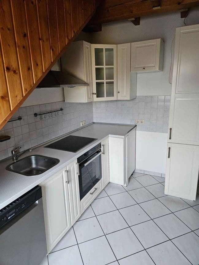 1 bedroom with open-plan kitchen flat to rent, 66 m², Ingelheim am Rhein, Rhineland-Palatinate 1 bedroom with open-plan kitchen flat to rent, 66 m², Ingelheim am Rhein, Rhineland-Palatinate