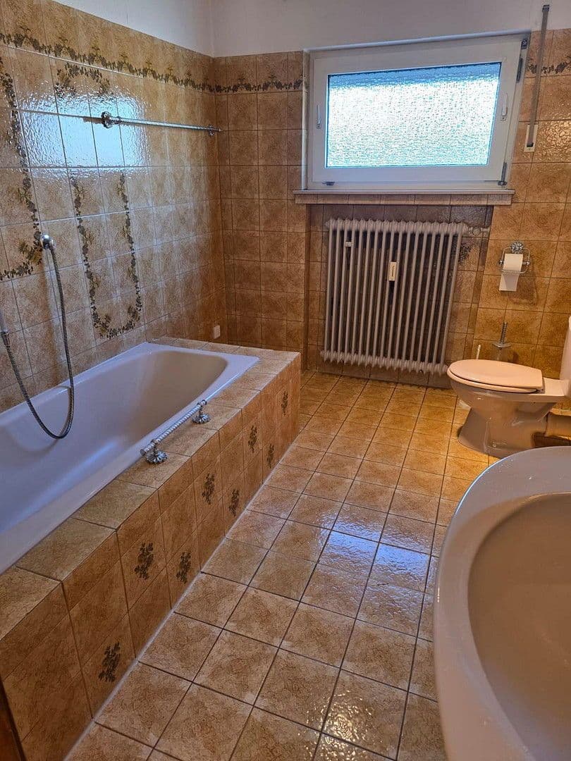 3 bedroom flat to rent, 120 m², Wilhelmstraße 12, Karben, Hesse 3 bedroom flat to rent, 120 m², Wilhelmstraße 12, Karben, Hesse