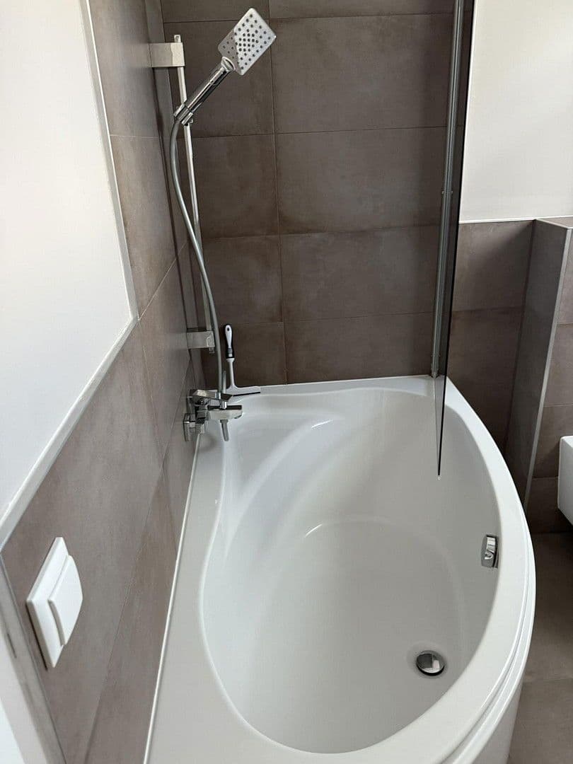 house for sale, 146 m², Oligschlägerweg 17, Solingen, North Rhine-Westphalia house for sale, 146 m², Oligschlägerweg 17, Solingen, North Rhine-Westphalia