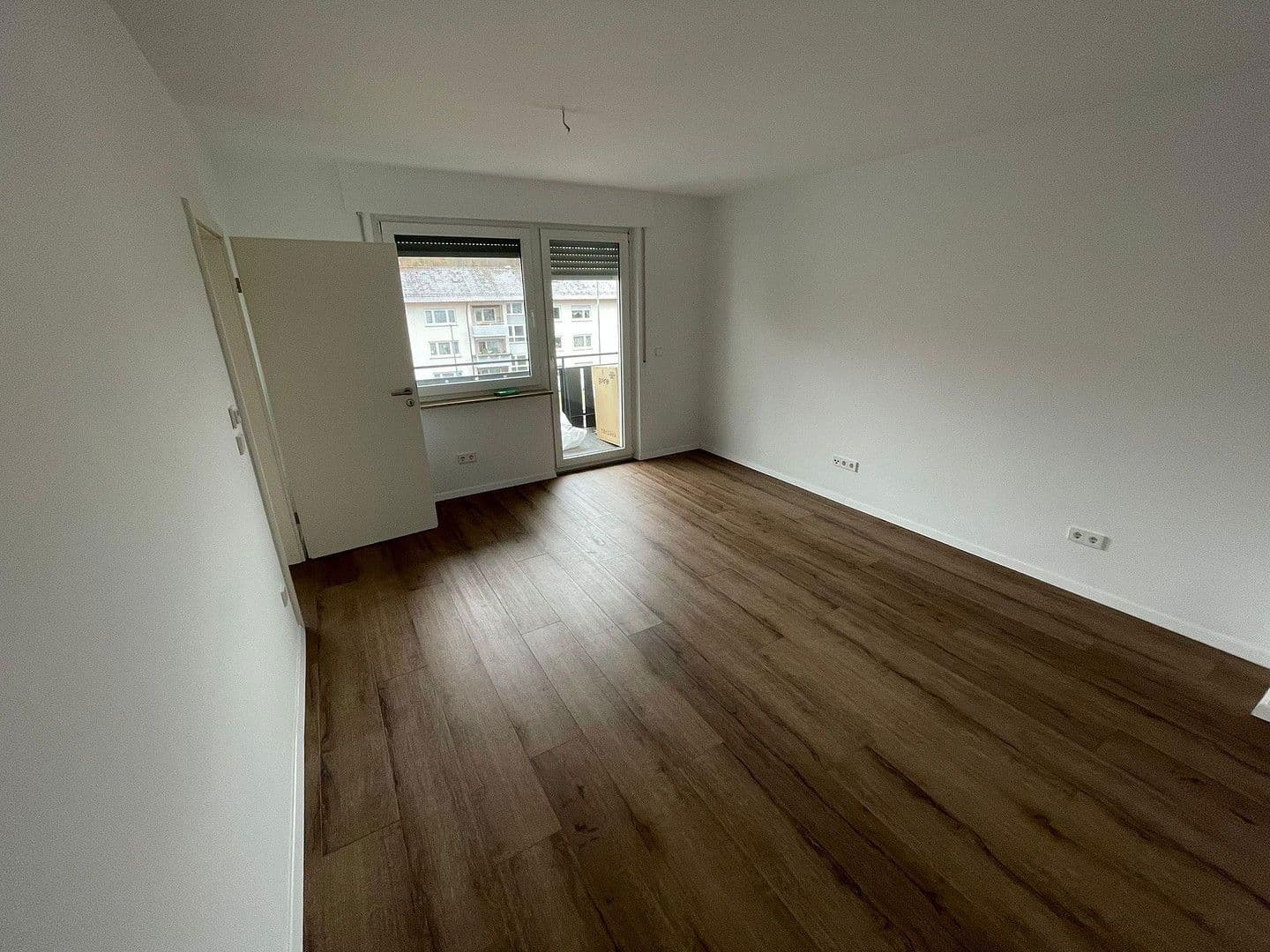 1 bedroom with open-plan kitchen flat to rent, 62 m², Brandenburger Straße 2, Esslingen am Neckar, Baden-Württemberg 1 bedroom with open-plan kitchen flat to rent, 62 m², Brandenburger Straße 2, Esslingen am Neckar, Baden-Württemberg