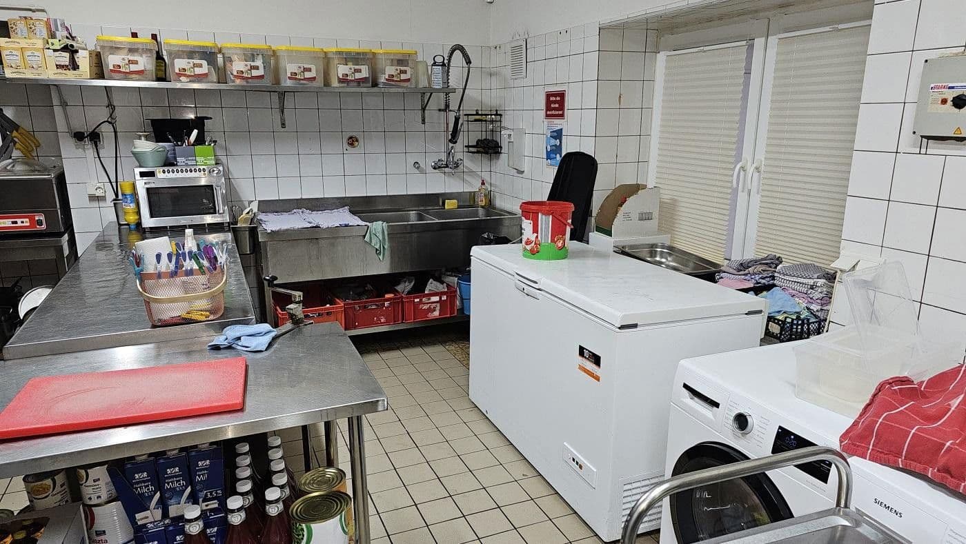 house for sale, 775 m², Duisburg, North Rhine-Westphalia house for sale, 775 m², Duisburg, North Rhine-Westphalia