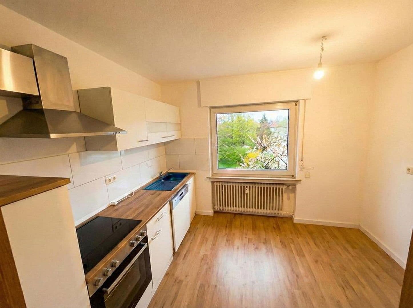 2 bedroom with open-plan kitchen flat to rent, 98 m², Gartenstraße 13, Werdohl, North Rhine-Westphalia 2 bedroom with open-plan kitchen flat to rent, 98 m², Gartenstraße 13, Werdohl, North Rhine-Westphalia