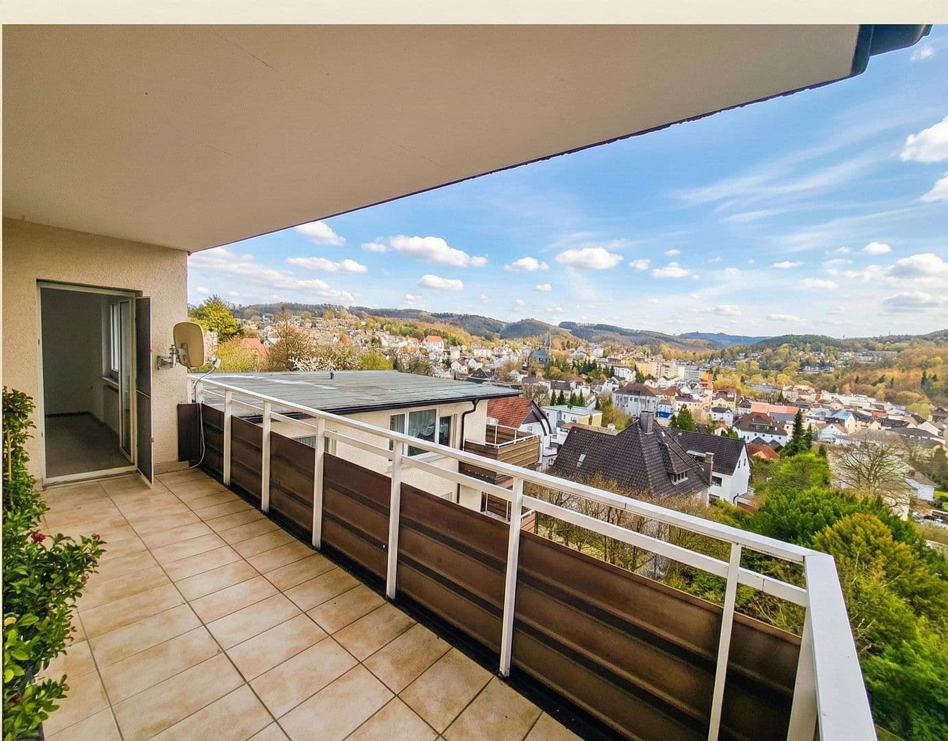 2 bedroom with open-plan kitchen flat to rent, 98 m², Gartenstraße 13, Werdohl, North Rhine-Westphalia 2 bedroom with open-plan kitchen flat to rent, 98 m², Gartenstraße 13, Werdohl, North Rhine-Westphalia