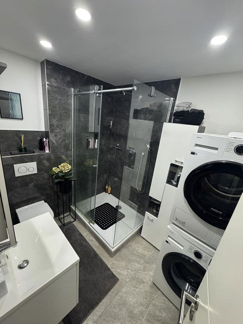 2 bedroom with open-plan kitchen flat for sale, 83 m², Erlangen, Bavaria 2 bedroom with open-plan kitchen flat for sale, 83 m², Erlangen, Bavaria