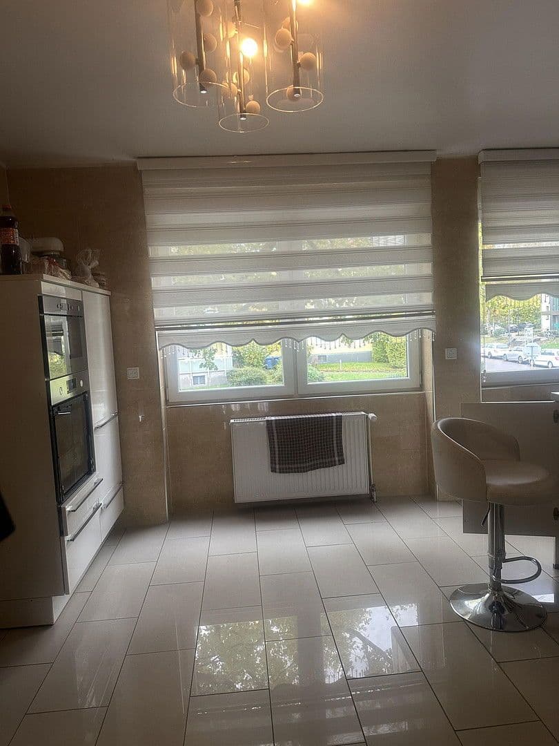 7 bedroom flat to rent, 211 m², Leverkusen, North Rhine-Westphalia 7 bedroom flat to rent, 211 m², Leverkusen, North Rhine-Westphalia