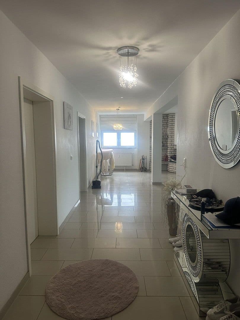 7 bedroom flat to rent, 211 m², Leverkusen, North Rhine-Westphalia 7 bedroom flat to rent, 211 m², Leverkusen, North Rhine-Westphalia