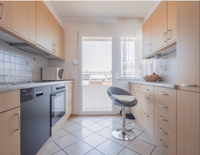 2 bedroom with open-plan kitchen flat to rent, 84 m², Jestetten, Baden-Württemberg 2 bedroom with open-plan kitchen flat to rent, 84 m², Jestetten, Baden-Württemberg