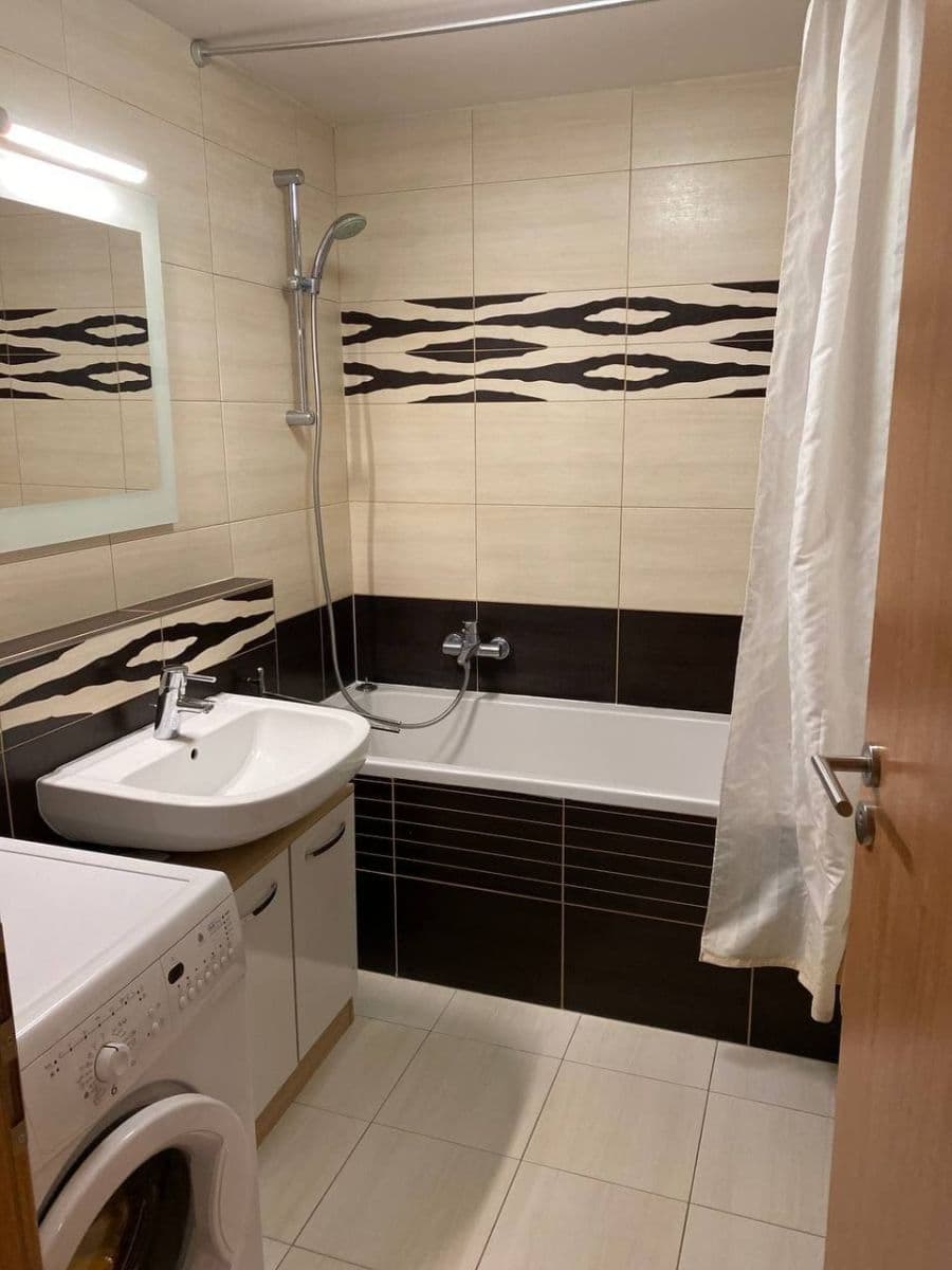 2 bedroom flat to rent, 64 m², Rostovská, Prague, Prague 2 bedroom flat to rent, 64 m², Rostovská, Prague, Prague