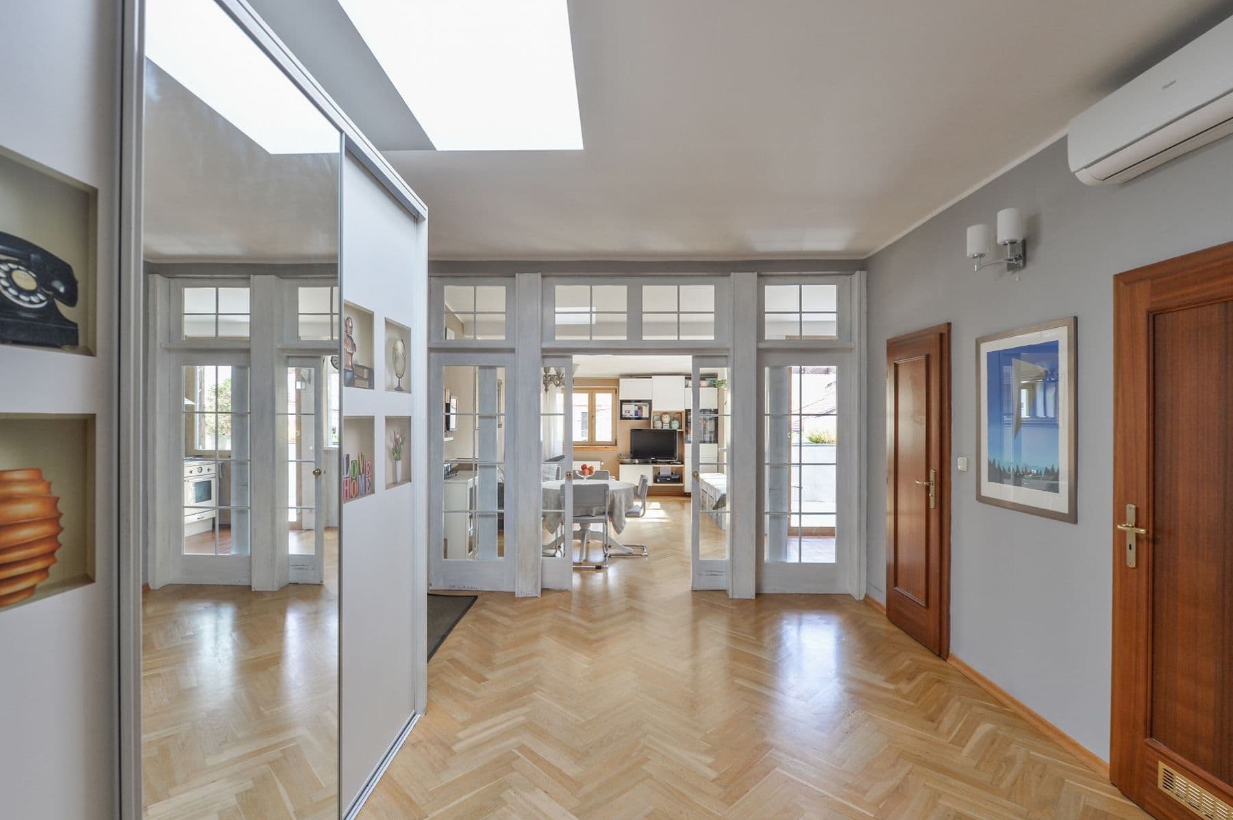 2 bedroom with open-plan kitchen flat for sale, 87 m², Čerchovská, Prague, Prague 2 bedroom with open-plan kitchen flat for sale, 87 m², Čerchovská, Prague, Prague