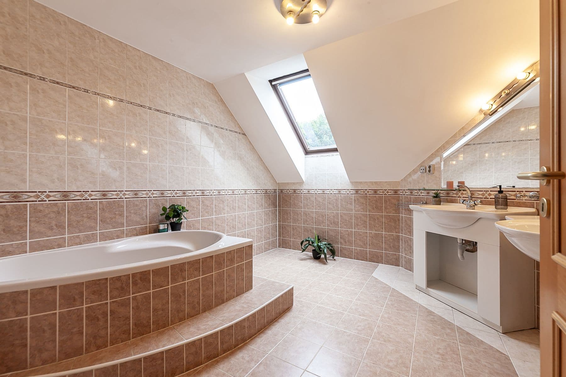 house for sale, 152 m², Na Červeném Hrádku, Sedlčany, Středočeský Region house for sale, 152 m², Na Červeném Hrádku, Sedlčany, Středočeský Region