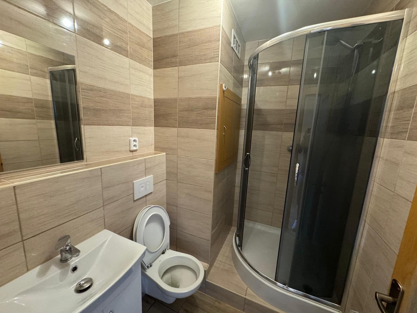 Studio flat to rent, 29 m², Jaroslava Lohrera, Frýdek-Místek, Moravskoslezský Region Studio flat to rent, 29 m², Jaroslava Lohrera, Frýdek-Místek, Moravskoslezský Region