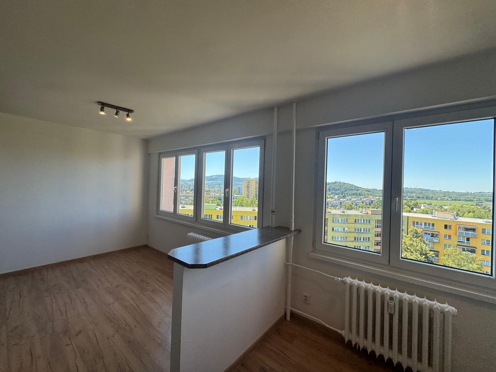 Studio flat to rent, 29 m², Jaroslava Lohrera, Frýdek-Místek, Moravskoslezský Region Studio flat to rent, 29 m², Jaroslava Lohrera, Frýdek-Místek, Moravskoslezský Region