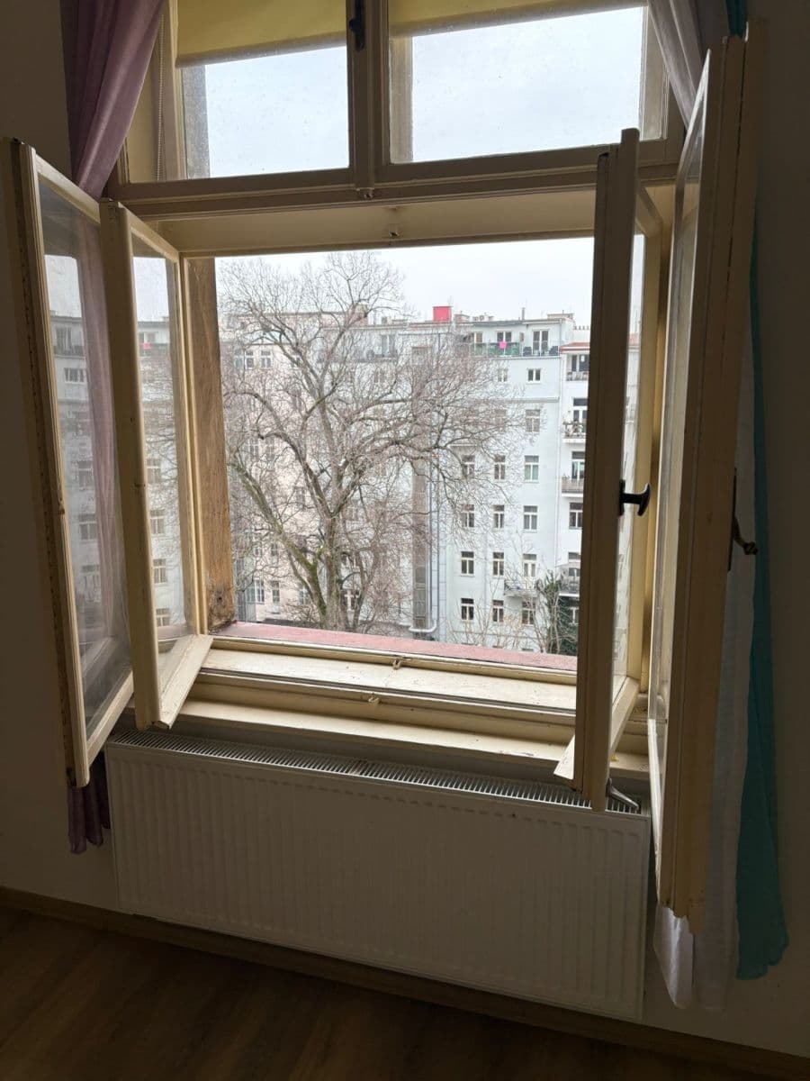 4 bedroom flat to rent, 26 m², Mánesova, Prague, Prague 4 bedroom flat to rent, 26 m², Mánesova, Prague, Prague