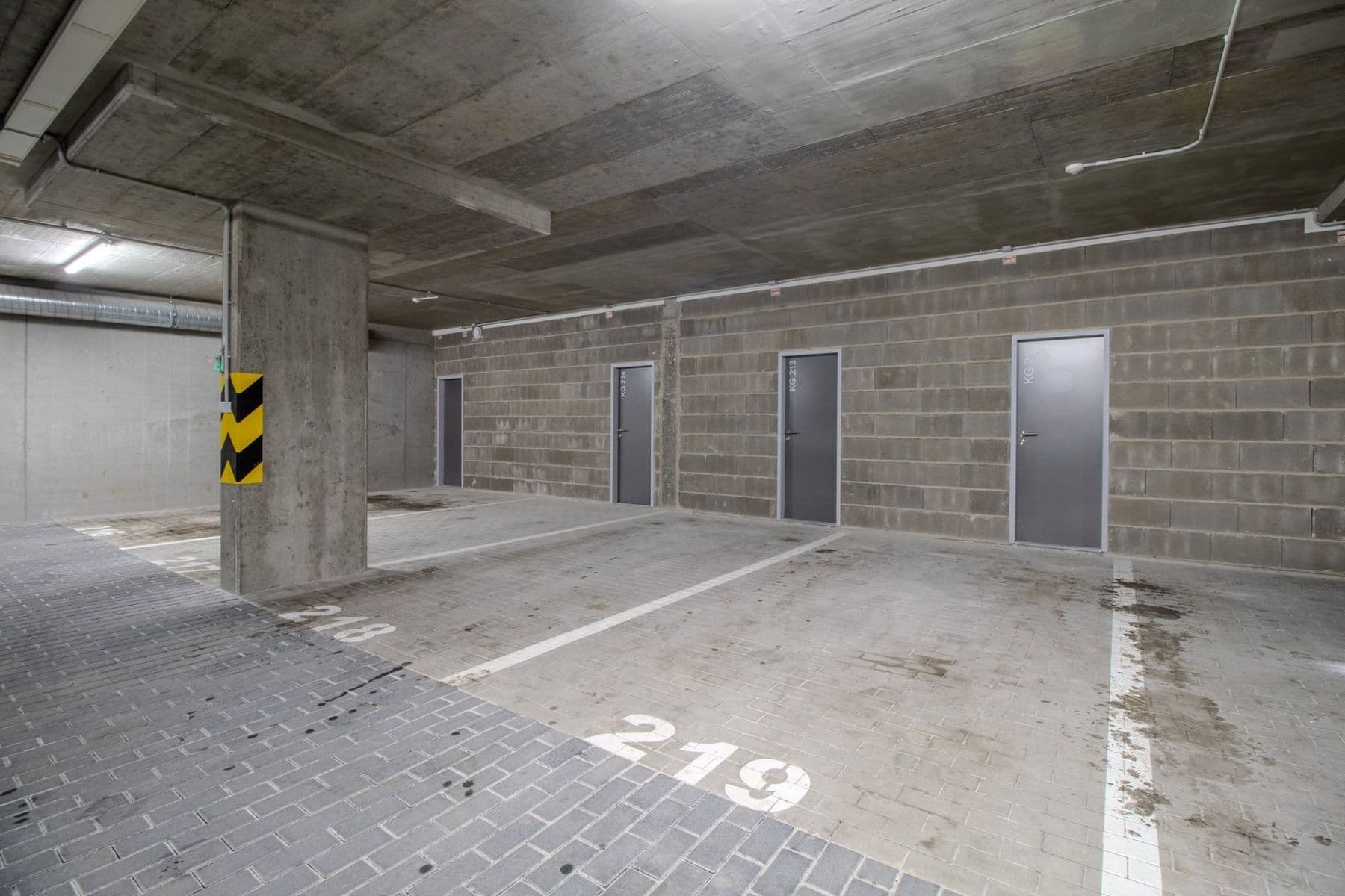 1 bedroom with open-plan kitchen flat to rent, 54 m², Stočesova, Prague, Prague 1 bedroom with open-plan kitchen flat to rent, 54 m², Stočesova, Prague, Prague