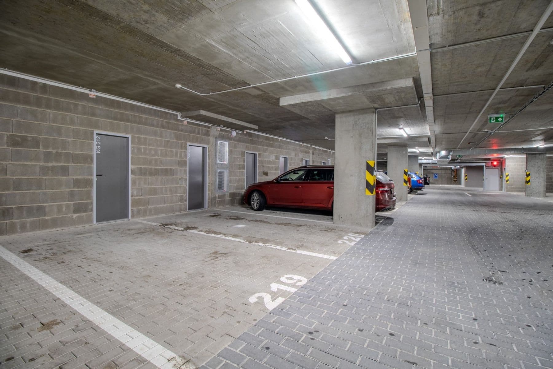 1 bedroom with open-plan kitchen flat to rent, 54 m², Stočesova, Prague, Prague 1 bedroom with open-plan kitchen flat to rent, 54 m², Stočesova, Prague, Prague