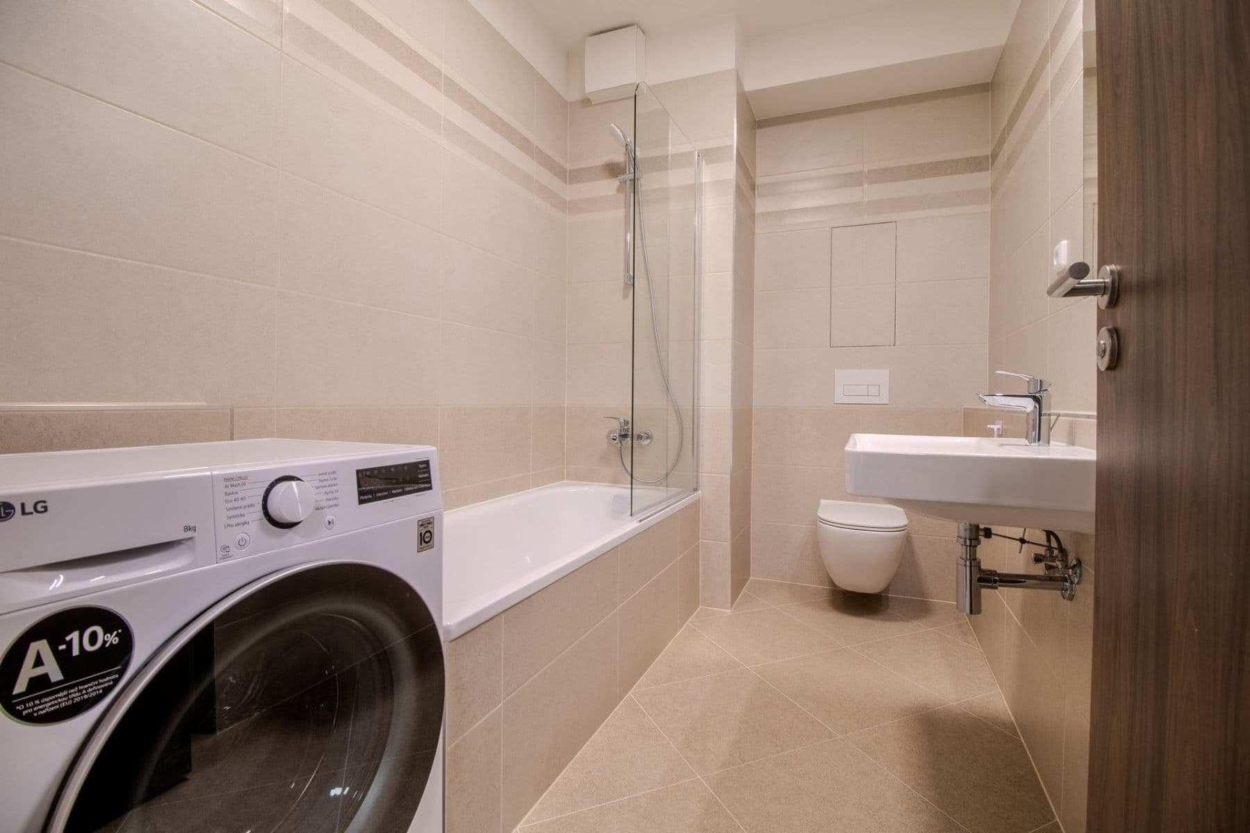 1 bedroom with open-plan kitchen flat to rent, 54 m², Stočesova, Prague, Prague 1 bedroom with open-plan kitchen flat to rent, 54 m², Stočesova, Prague, Prague