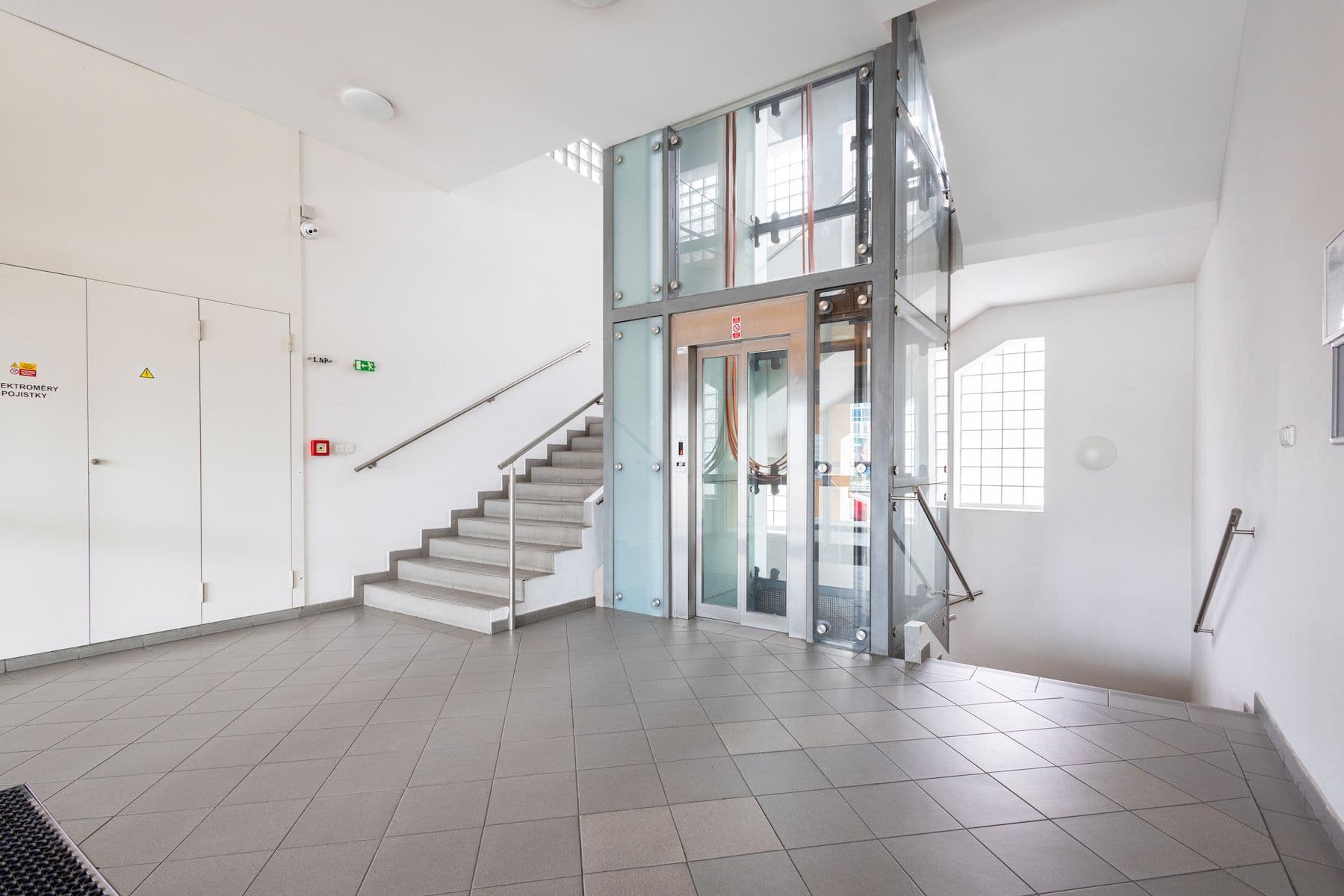 1 bedroom with open-plan kitchen flat for sale, 50 m², Českomoravská, Prague, Prague 1 bedroom with open-plan kitchen flat for sale, 50 m², Českomoravská, Prague, Prague