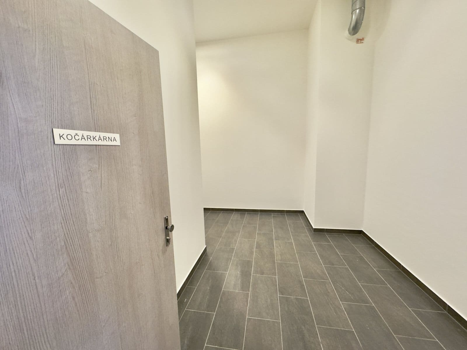 Studio flat to rent, 30 m², Poděbradská, Prague, Prague Studio flat to rent, 30 m², Poděbradská, Prague, Prague