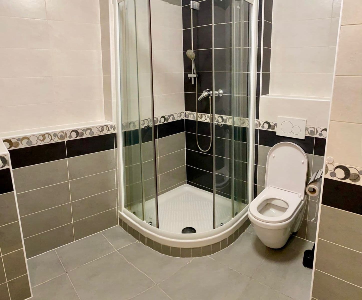 1 bedroom with open-plan kitchen flat to rent, 58 m², Břeclavská, Prague, Prague 1 bedroom with open-plan kitchen flat to rent, 58 m², Břeclavská, Prague, Prague