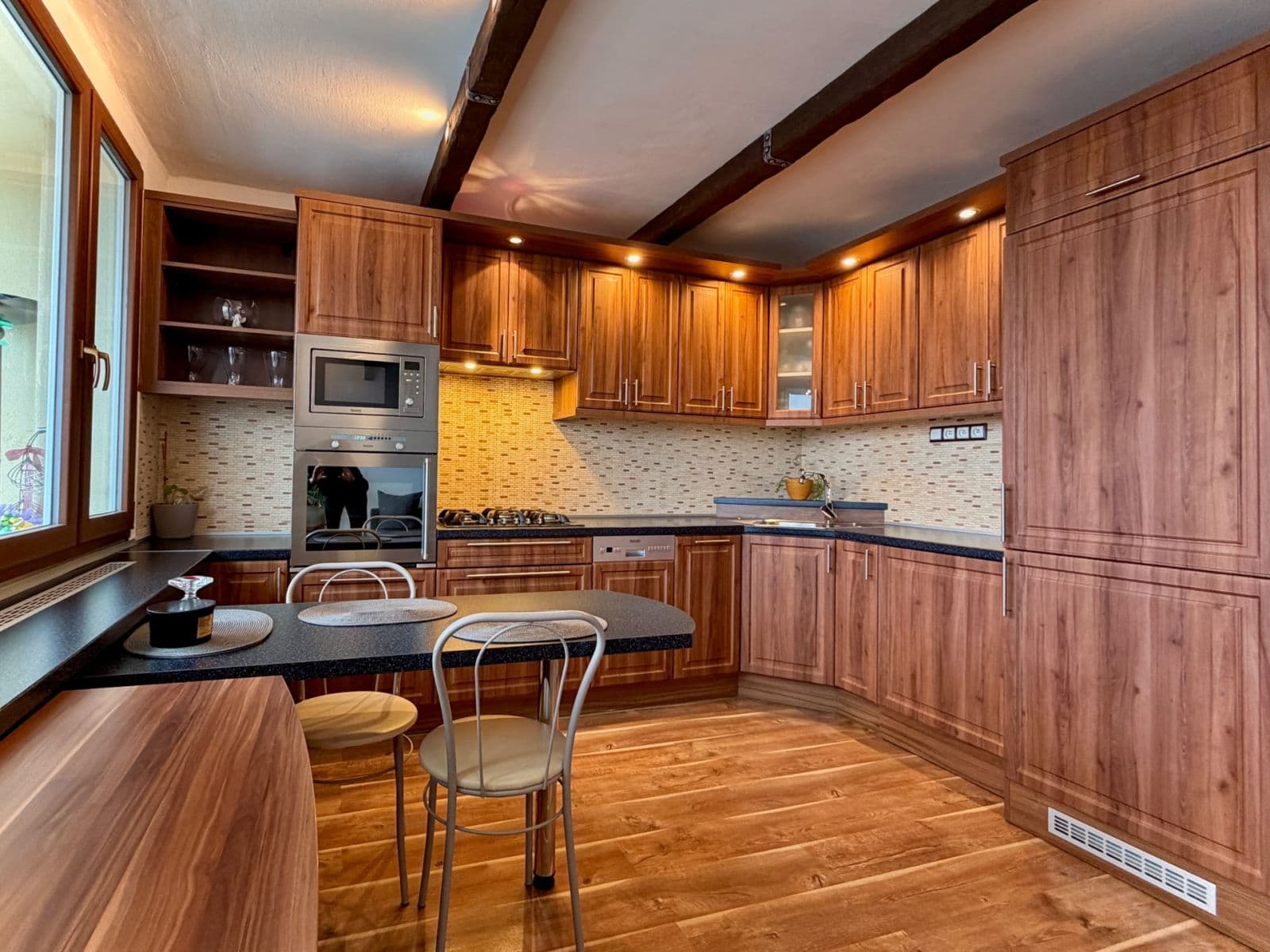 2 bedroom with open-plan kitchen flat for sale, 60 m², Litoměřická, Prague, Prague 2 bedroom with open-plan kitchen flat for sale, 60 m², Litoměřická, Prague, Prague