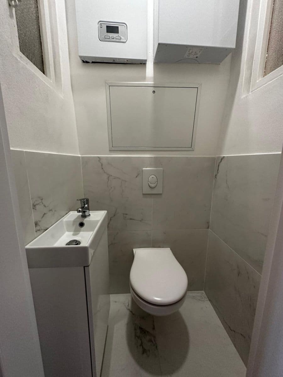 3 bedroom flat for sale, 75 m², 5. května, Prague, Prague 3 bedroom flat for sale, 75 m², 5. května, Prague, Prague