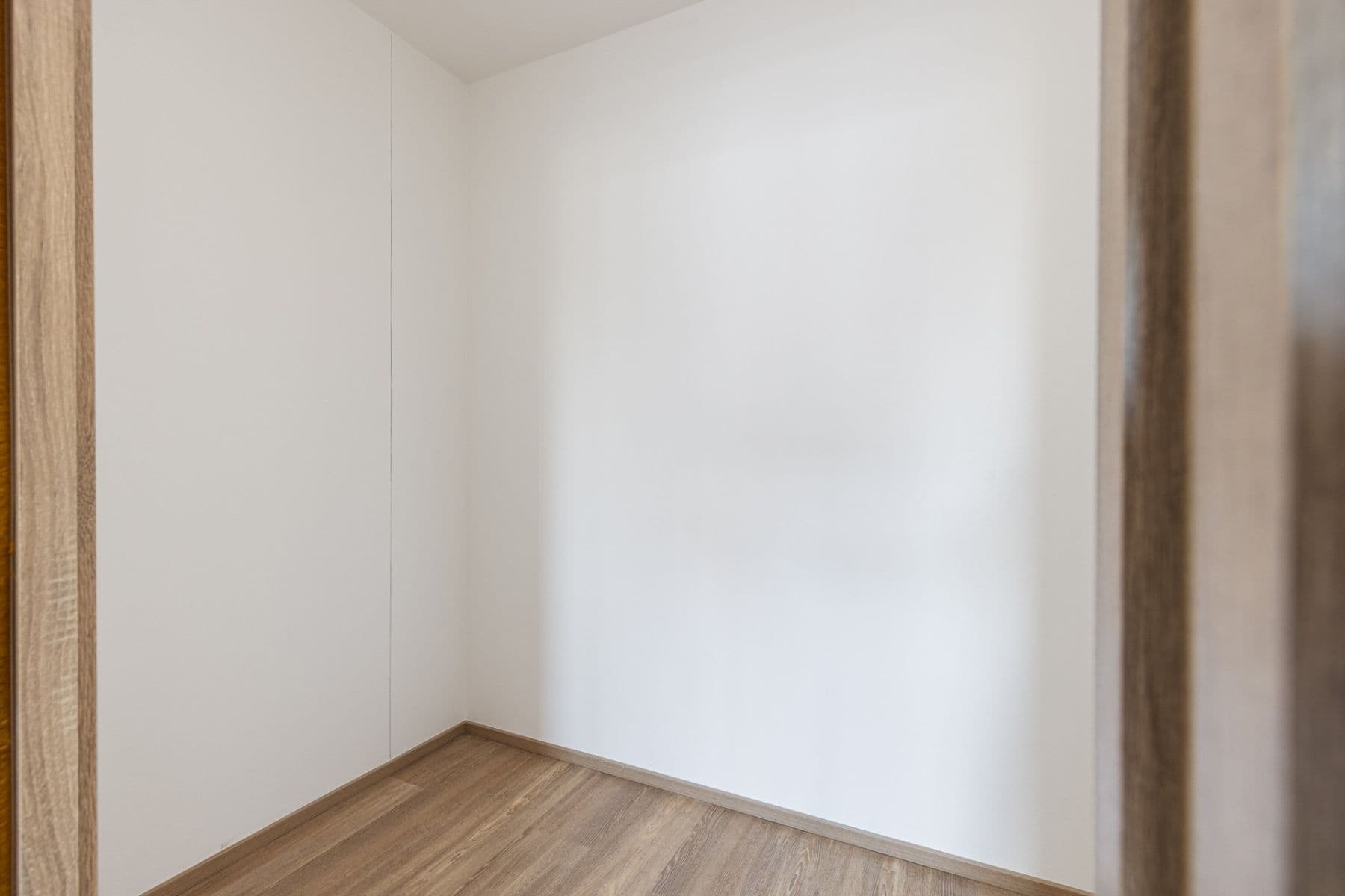 1 bedroom with open-plan kitchen flat to rent, 65 m², Pavla Beneše, Prague, Prague 1 bedroom with open-plan kitchen flat to rent, 65 m², Pavla Beneše, Prague, Prague