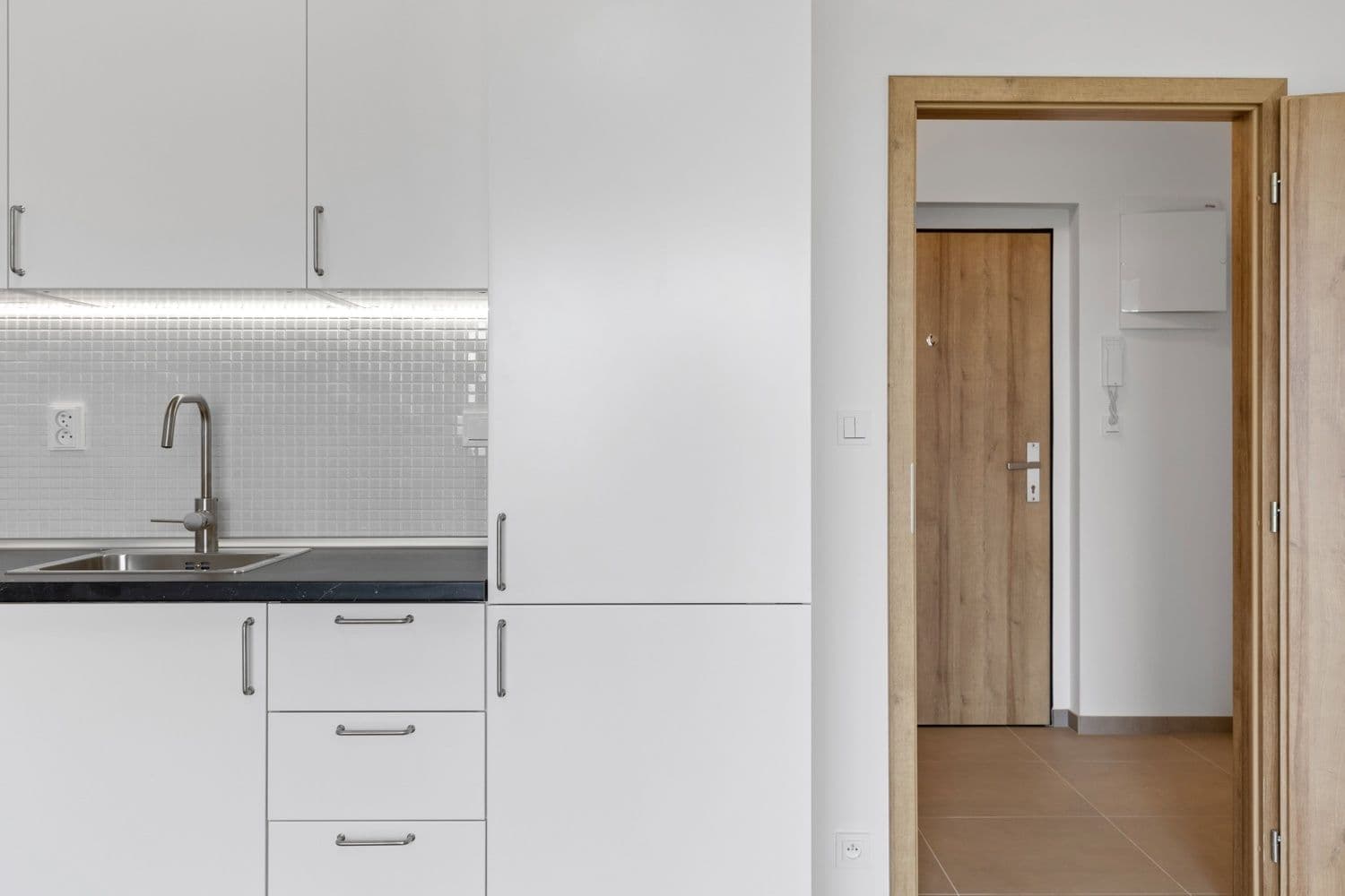 Studio flat to rent, 32 m², Klapálkova, Prague, Prague Studio flat to rent, 32 m², Klapálkova, Prague, Prague