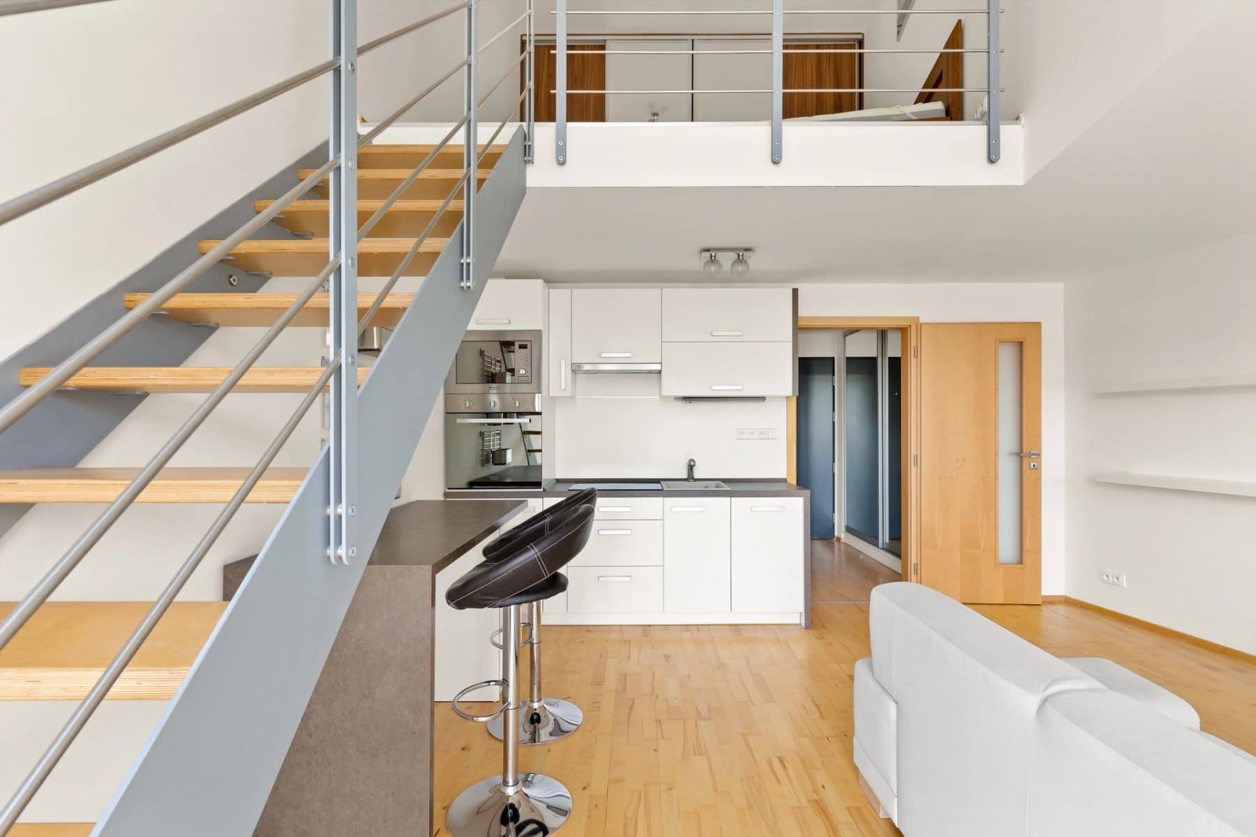 1 bedroom with open-plan kitchen flat to rent, 46 m², U libeňského pivovaru, Prague, Prague 1 bedroom with open-plan kitchen flat to rent, 46 m², U libeňského pivovaru, Prague, Prague