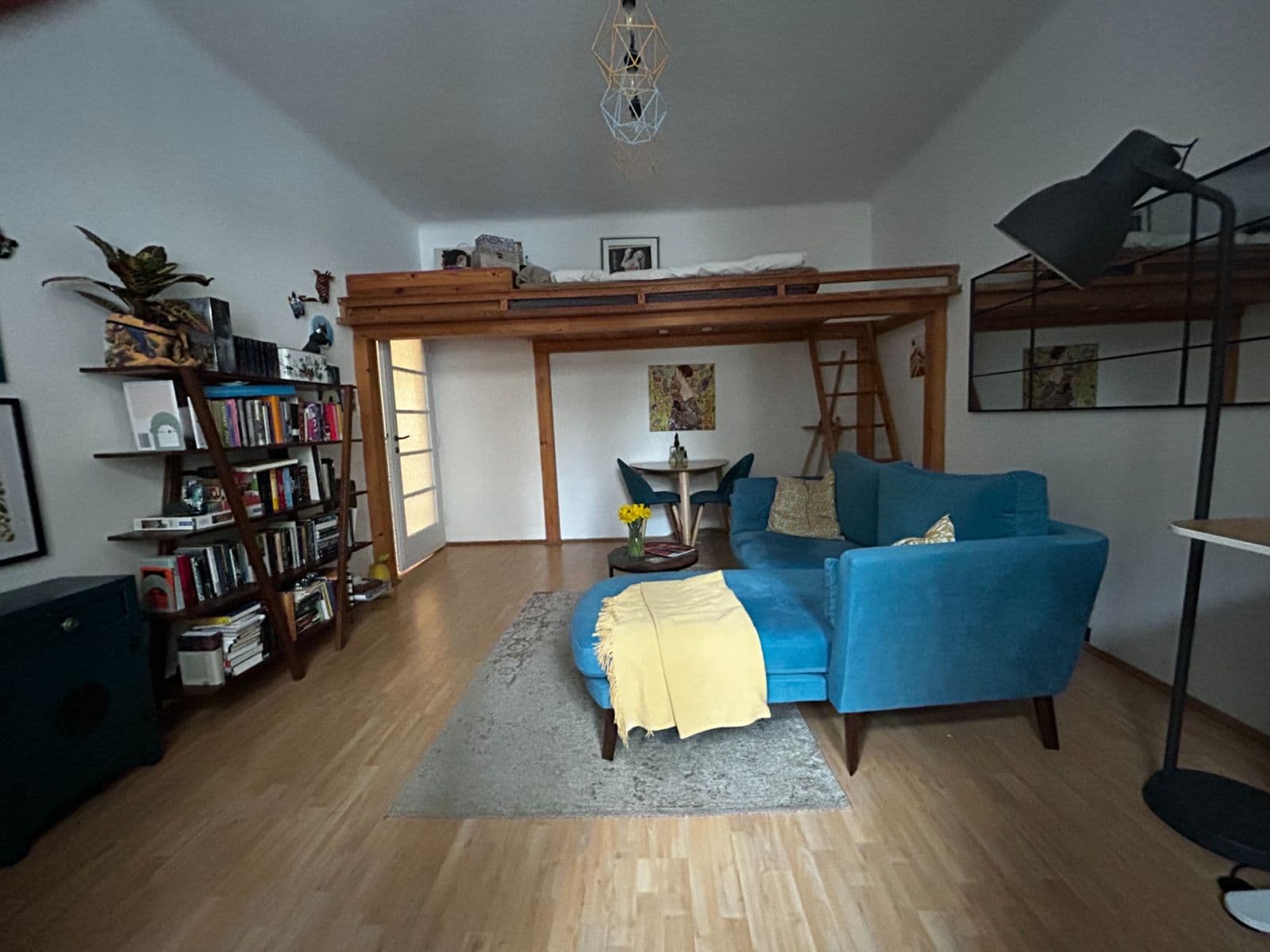 1 bedroom with open-plan kitchen flat to rent, 48 m², Tolstého, Prague, Prague 1 bedroom with open-plan kitchen flat to rent, 48 m², Tolstého, Prague, Prague