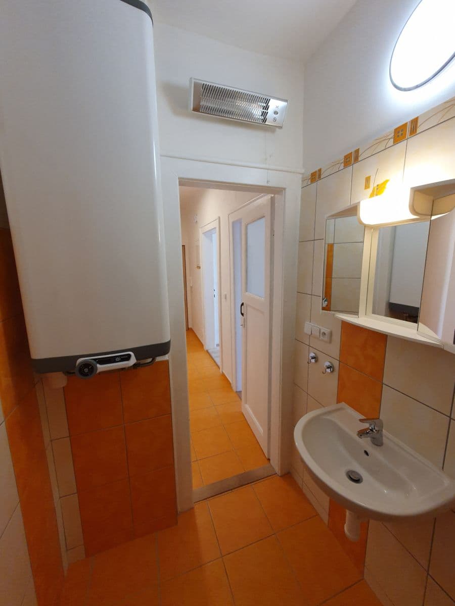 1 bedroom flat to rent, 45 m², Kralická, Prague, Prague 1 bedroom flat to rent, 45 m², Kralická, Prague, Prague