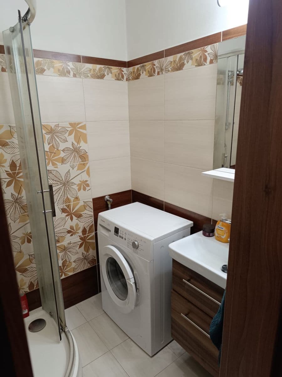 1 bedroom with open-plan kitchen flat to rent, 52 m², 30. dubna, Ostrava, Moravskoslezský Region 1 bedroom with open-plan kitchen flat to rent, 52 m², 30. dubna, Ostrava, Moravskoslezský Region