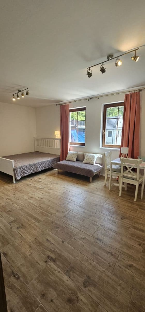Studio flat to rent, 28 m², Na Cikánce, Prague, Prague Studio flat to rent, 28 m², Na Cikánce, Prague, Prague