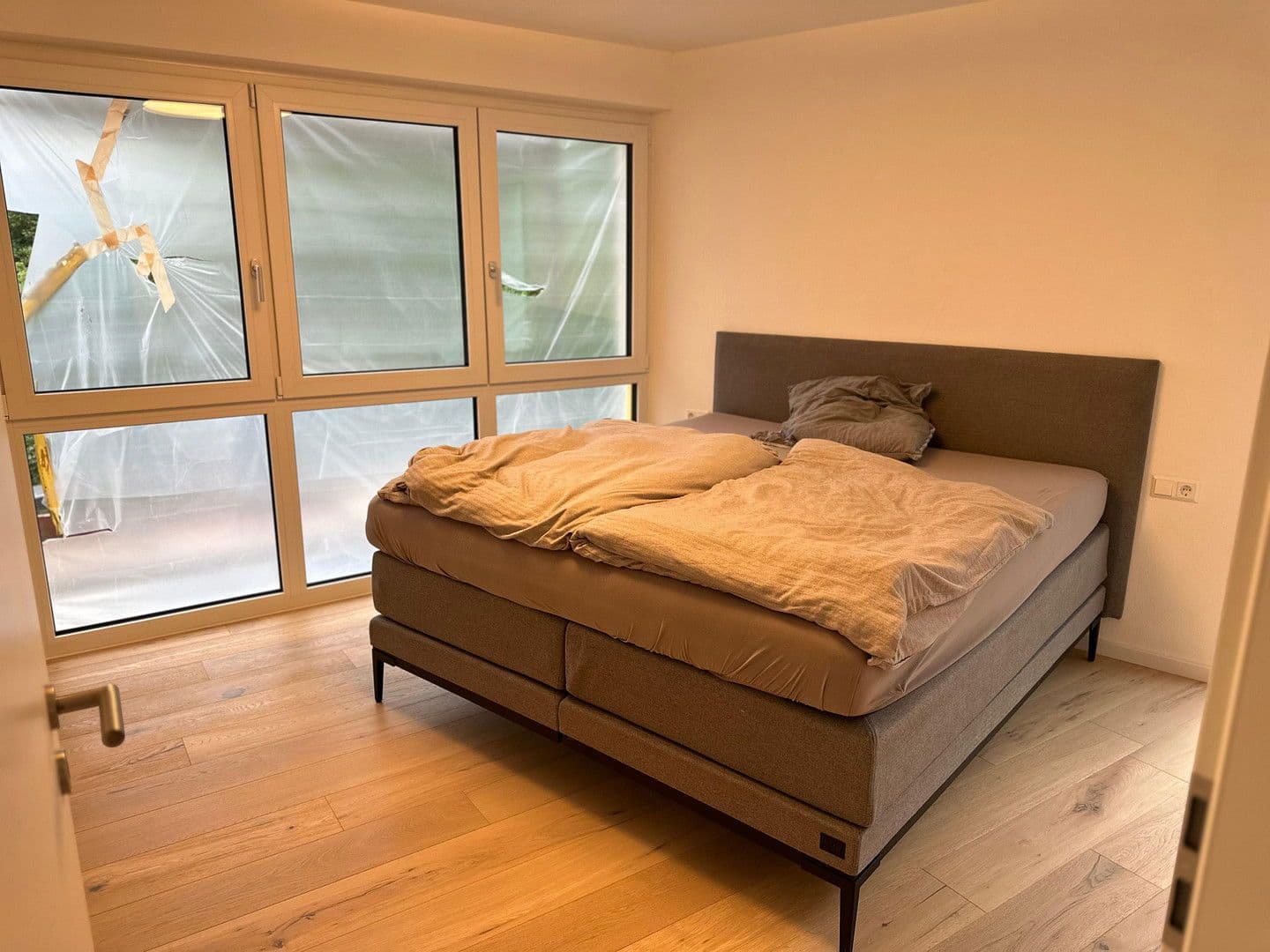 4 bedroom with open-plan kitchen flat to rent, 150 m², Nürtingen, Baden-Württemberg 4 bedroom with open-plan kitchen flat to rent, 150 m², Nürtingen, Baden-Württemberg