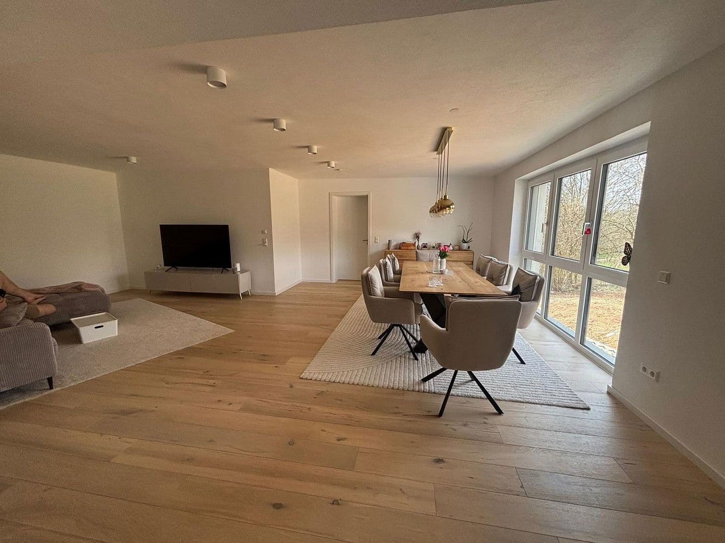 4 bedroom with open-plan kitchen flat to rent, 150 m², Nürtingen, Baden-Württemberg 4 bedroom with open-plan kitchen flat to rent, 150 m², Nürtingen, Baden-Württemberg