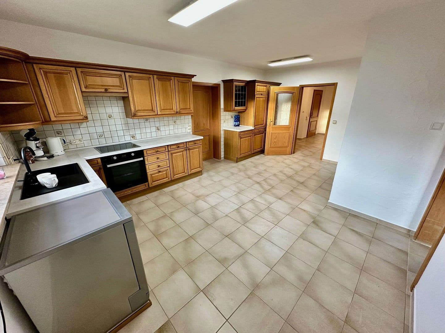 2 bedroom with open-plan kitchen flat to rent, 150 m², Aichtal, Baden-Württemberg 2 bedroom with open-plan kitchen flat to rent, 150 m², Aichtal, Baden-Württemberg