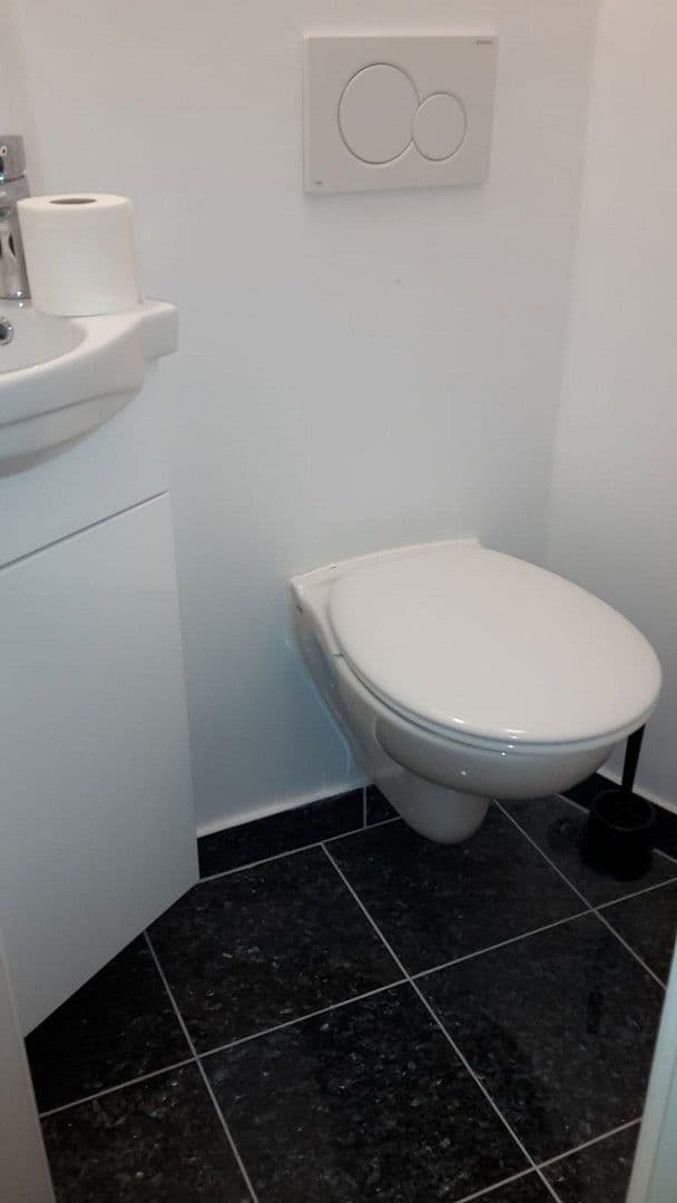 4 bedroom flat for sale, 127 m², Offenbach am Main, Hesse 4 bedroom flat for sale, 127 m², Offenbach am Main, Hesse