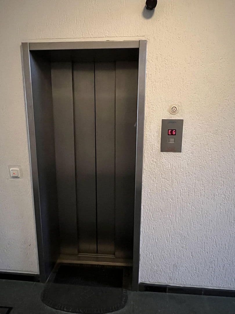 2 bedroom flat to rent, 50 m², Kleverstraße 64, Düsseldorf, North Rhine-Westphalia 2 bedroom flat to rent, 50 m², Kleverstraße 64, Düsseldorf, North Rhine-Westphalia