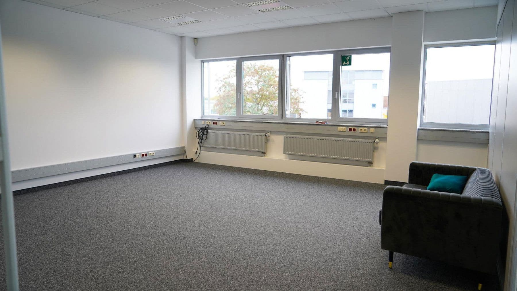 office to rent, 345 m², Siegburger Straße 39a, Sankt Augustin, North Rhine-Westphalia office to rent, 345 m², Siegburger Straße 39a, Sankt Augustin, North Rhine-Westphalia