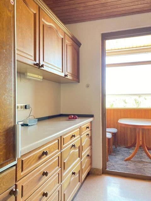 2 bedroom with open-plan kitchen flat to rent, 75 m², Stuttgart, Baden-Württemberg 2 bedroom with open-plan kitchen flat to rent, 75 m², Stuttgart, Baden-Württemberg