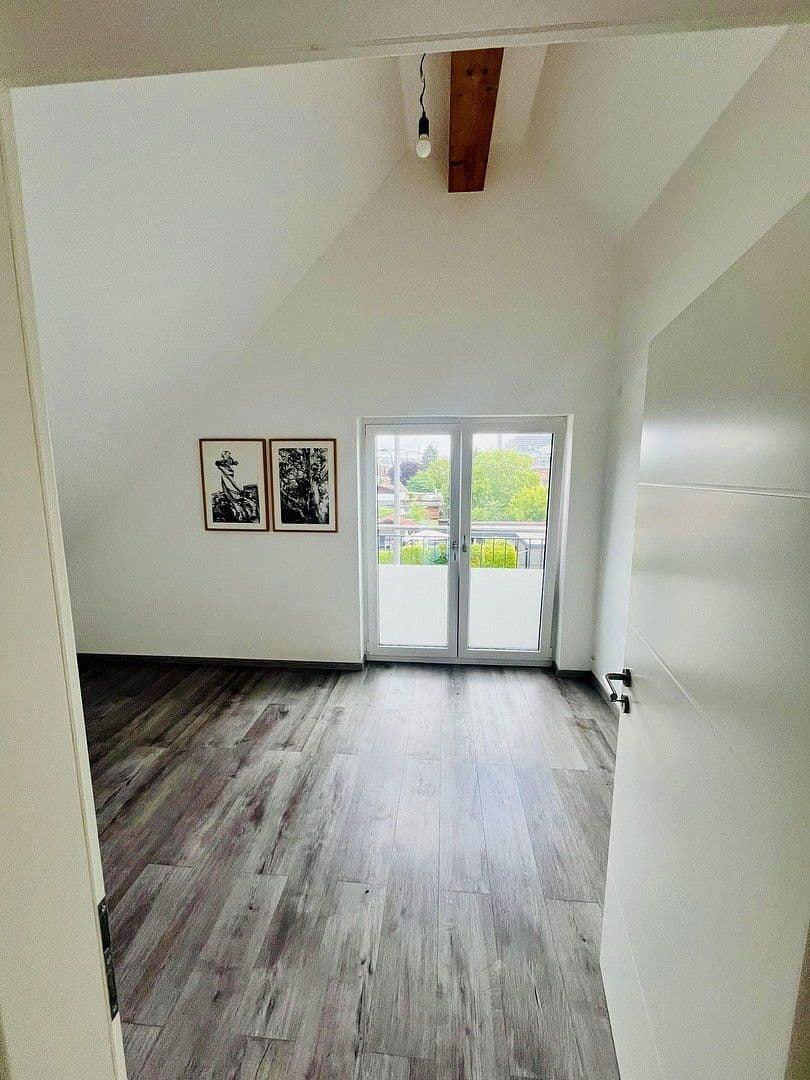 3 bedroom flat to rent, 110 m², Gwinnerstraße 35, Frankfurt am Main, Hesse 3 bedroom flat to rent, 110 m², Gwinnerstraße 35, Frankfurt am Main, Hesse