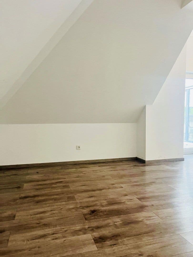 3 bedroom flat to rent, 110 m², Gwinnerstraße 35, Frankfurt am Main, Hesse 3 bedroom flat to rent, 110 m², Gwinnerstraße 35, Frankfurt am Main, Hesse